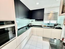 The Esparis (D18), Condominium #622625511